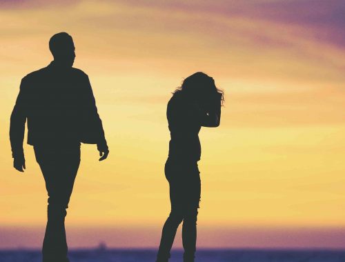 ¿Por qué se rompen las parejas tras el verano?