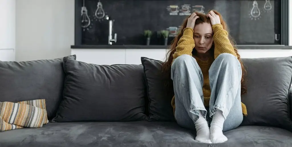 Estrés y carga mental en mujeres